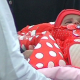 Un programa de concursos paquistaní regala bebés abandonados como premio