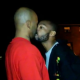 VIDEO que diablo hacen esto dos vensandoce miren lo que paso WTF: Man Ends Heated Argument By Kissing The Other Dude
