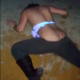VIDEO Drogada se quita la ropa y quiere singar Takes Her Clothes Off & Tries To Suck Dudes Off Inside A Nightclub!