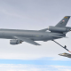 Video: Reabastecimiento en vuelo de los cazas que bombardean al Estado Islámico F-22s Strike Da’esh Targets