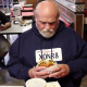 Video despue de pasar 36 anos en pricion su primera comida Burger Taste After Wrongfully Serving 36 Years in Prison?
