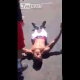 VIDEO Tremenda pelea brutal golpisa Shirtless kid picks a fight and gets COMPLETELY DESTROYED