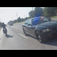 Video POLICIA Enfrenta a mordisco un hombre Motorcycle VS Cops Street Bike Drags Officer